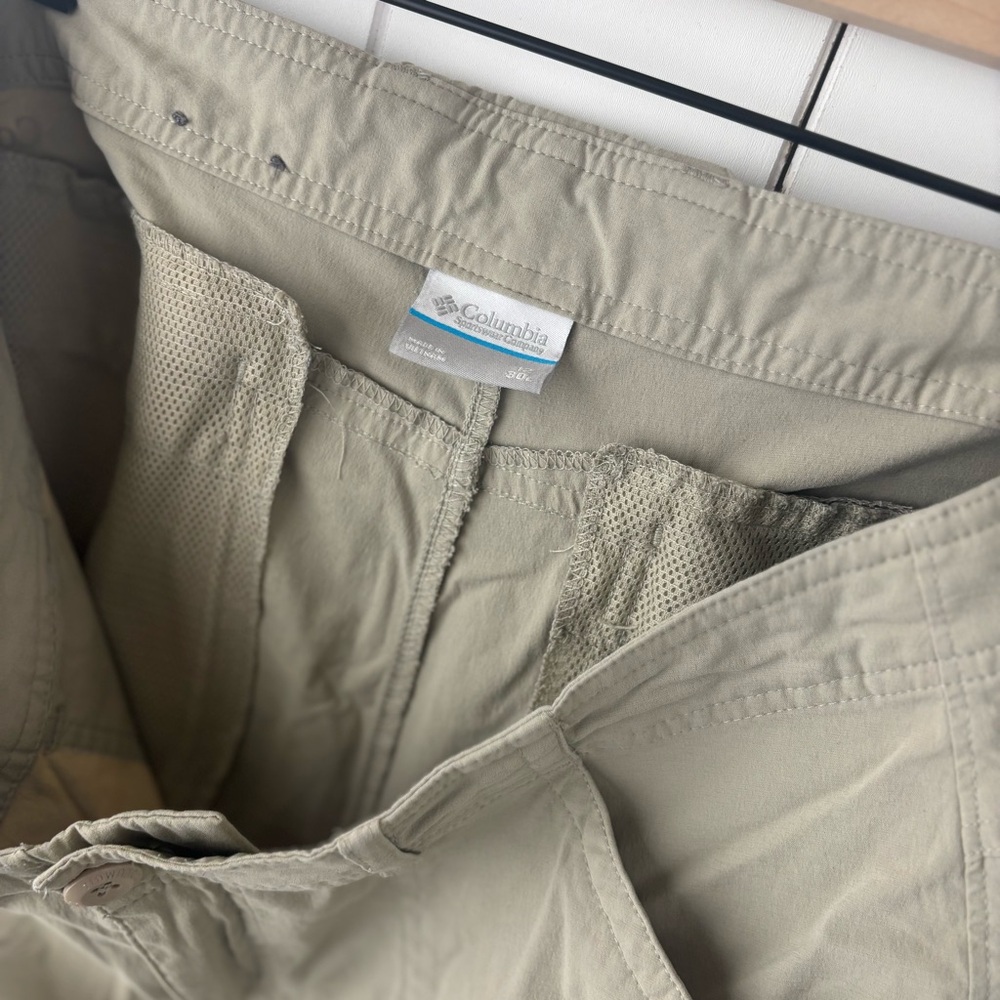 Womens Columbia Beige Pants Sz 12 PFG Omni-Shield - Picture 2 of 5